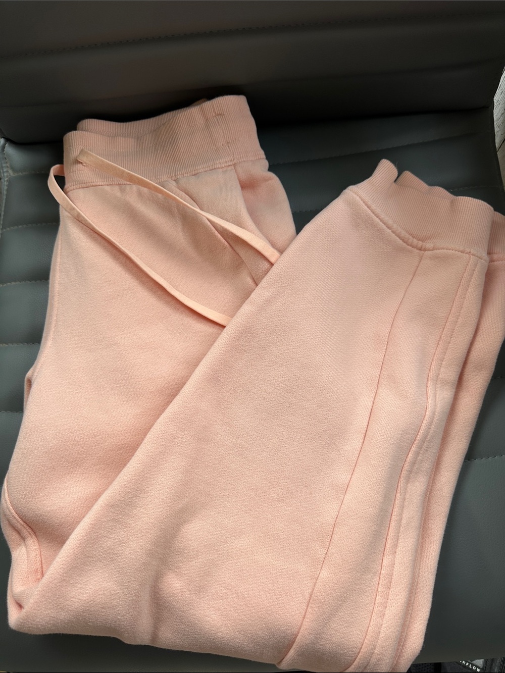 Lululemon- joggers size 4 itโs pinky/peach color